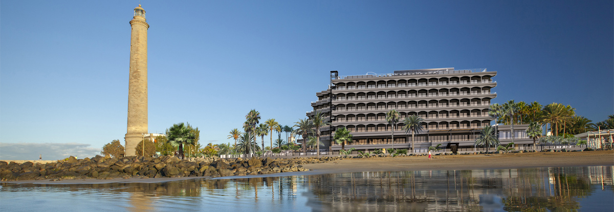 Hotel Faro is situated on the beach next to the lighthouse that gives it its name