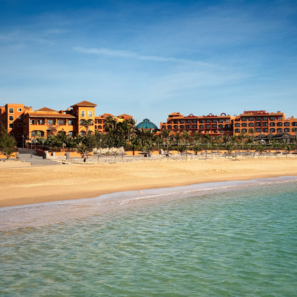 Sheraton Fuerteventura Hotel with beach in front